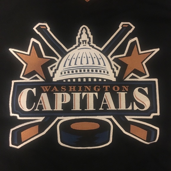 🏒RARE WASHINGTON CAPS JERSEY🏒 - Picture 3 of 6